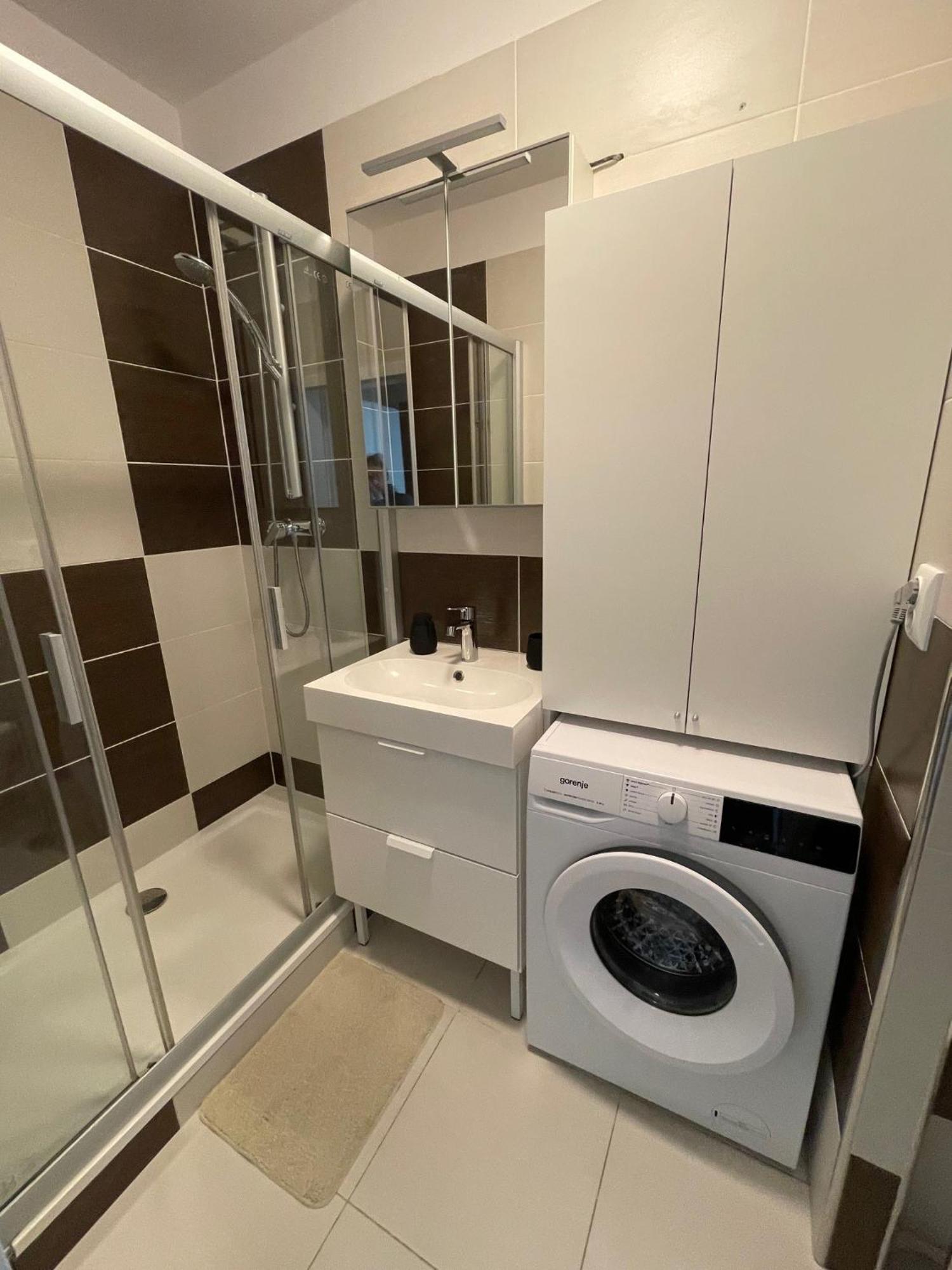 Apartman Petronela Bratislava Eksteriør bilde